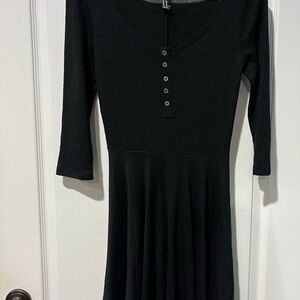Mid Sleeve black button front skate dress XS